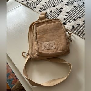 Beis sling bag